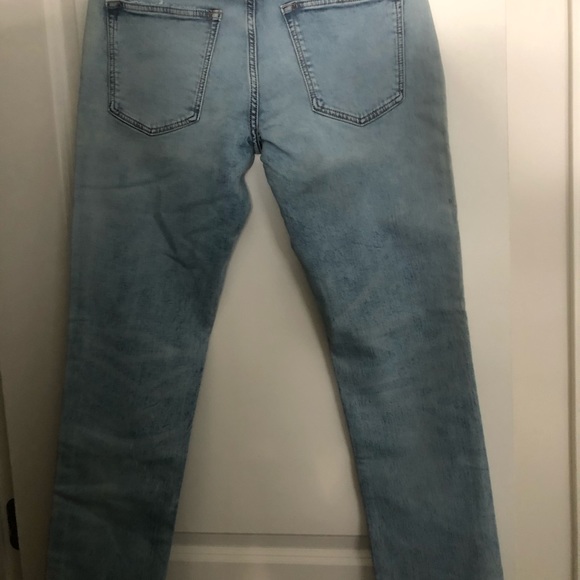 Old Navy Slim 24/7 Jeans - Picture 2 of 5